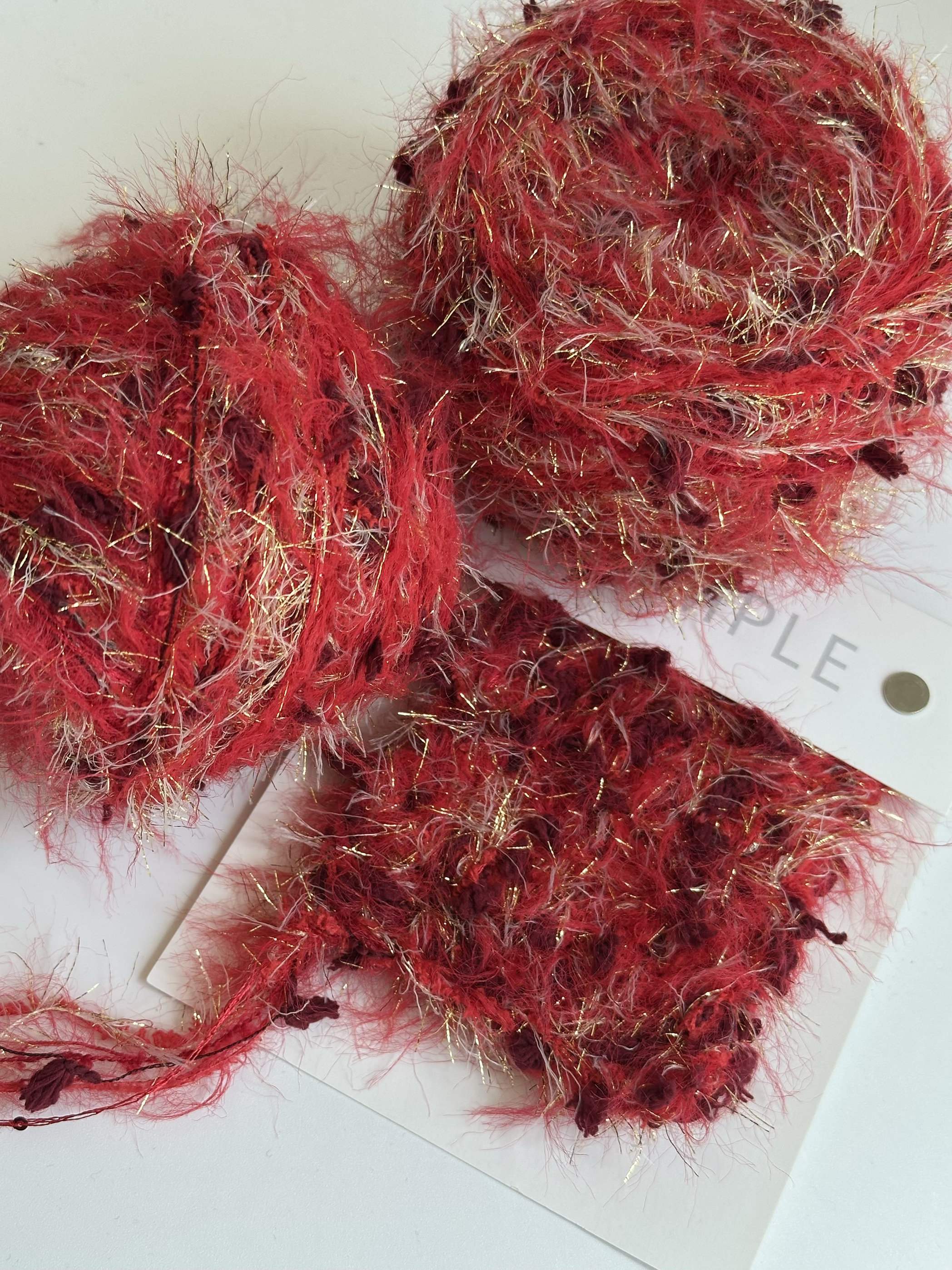 手混线【烈焰】红色围巾线diy围脖钩织帽子秋冬季送女友闺蜜毛线,淘宝优惠券,粉丝福利购,淘宝优惠卷