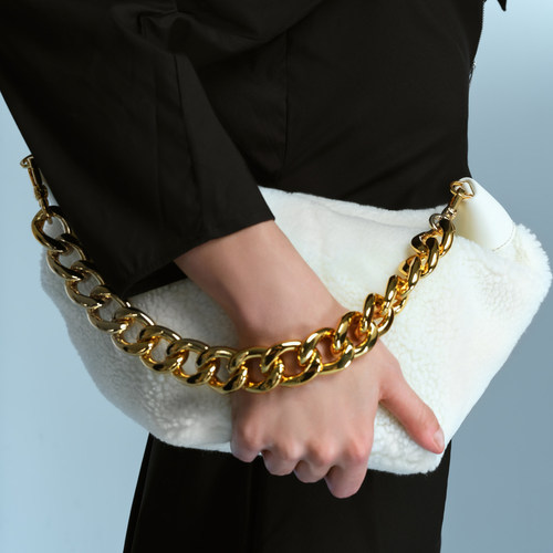 CHARLES&KEITH秋冬女包CK2-40781925柔软粗链条单肩松弛感托特包 - 图1