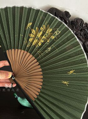 中国风真丝竹制便携金色荷花折扇