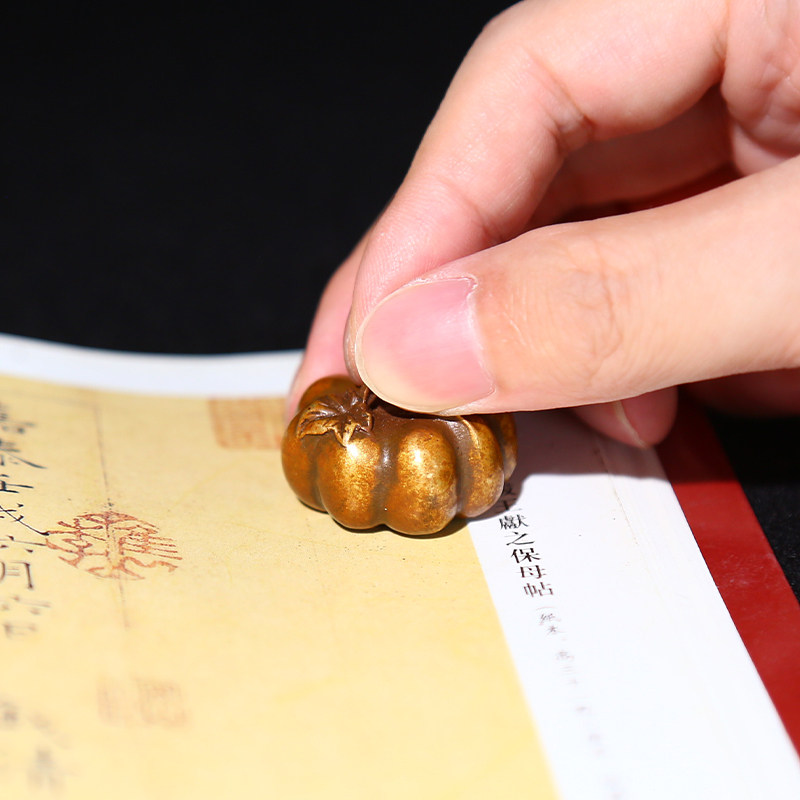 赋比兴 国家非遗 叶蔓南瓜铜镇尺 传统失蜡法仿古铜器 高端南瓜铜镇尺 书法创意小摆件实心铜镇纸 文房四宝