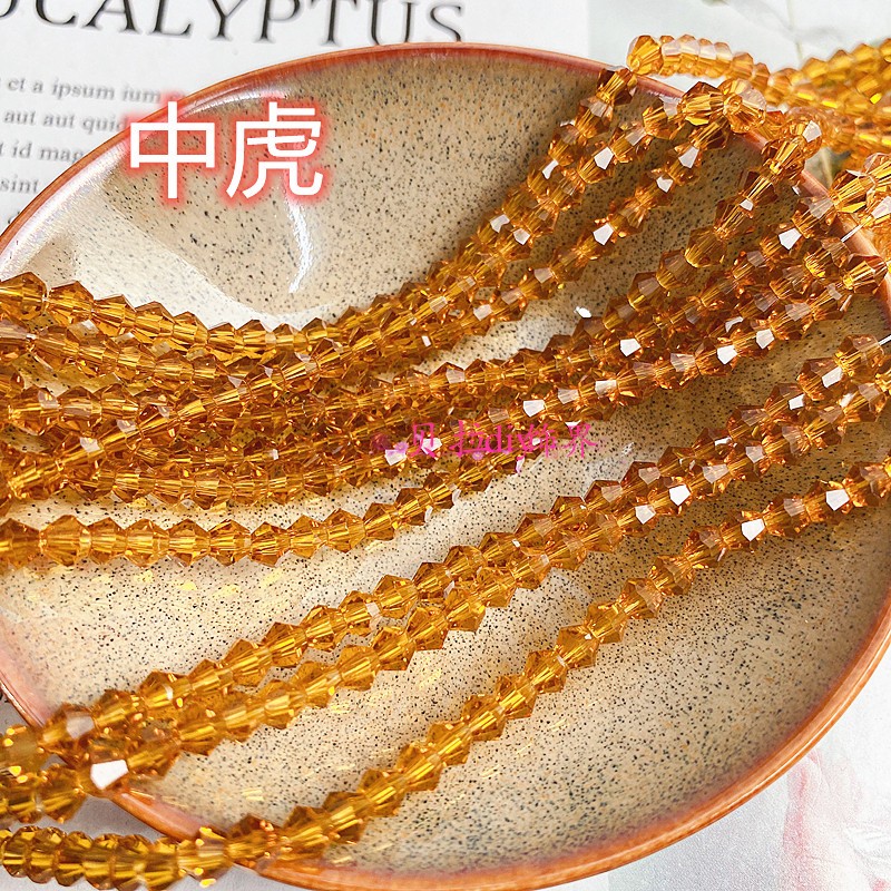 4mm水晶玻璃菱形珠尖珠 手工DIY手作串珠手链项链饰品配件材料 - 图0