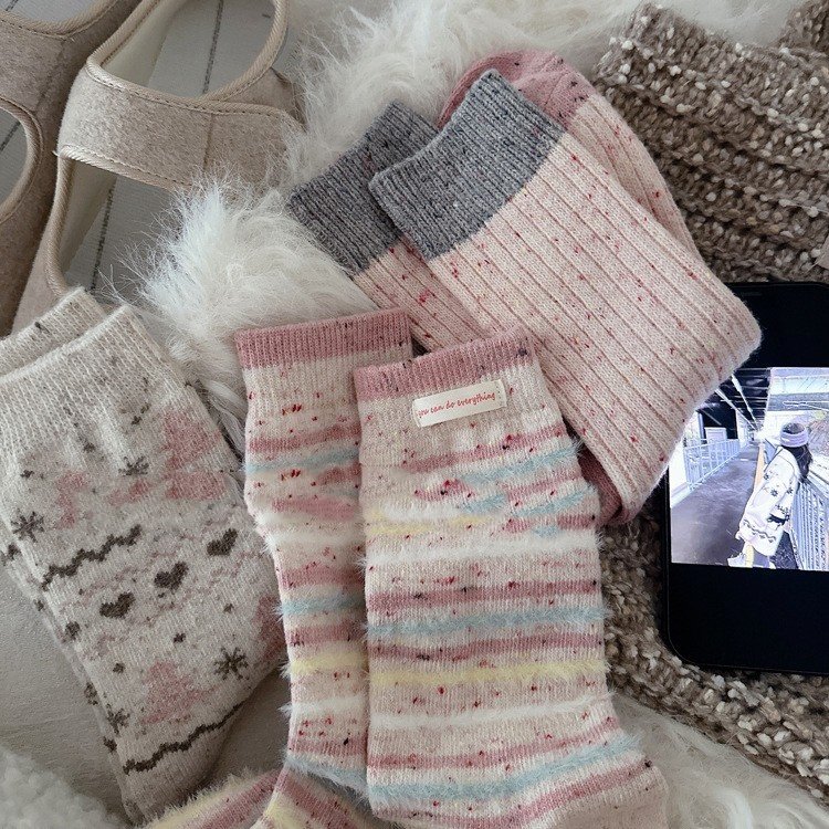 秋冬氛围感灰粉色加厚羊毛袜费尔岛保暖ins小红书同款中筒堆堆袜,淘宝优惠券,粉丝福利购,淘宝优惠卷