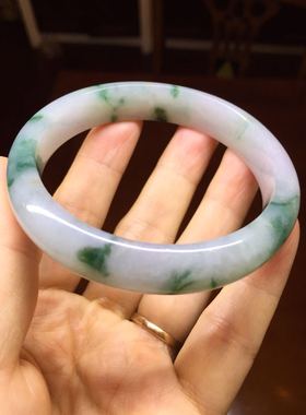 缅甸花色灵动风翡翠手镯