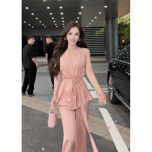 ຊຸດເສື້ອ 2 ສິ້ນຂອງແມ່ຍິງ 2 ຄໍ V-neck jacquard summer ຂອງ Miss Dong