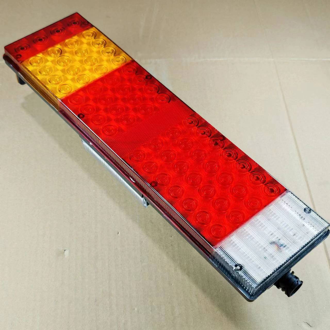 适配东风天龙后尾灯总成大力神电子LED原车灯泡款天龙旗舰型尾灯 - 图0