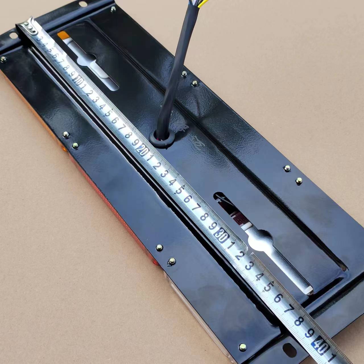 LED巨能王后尾灯总成半挂车大货车超亮倒车刹车灯24V改装电子防水 - 图1