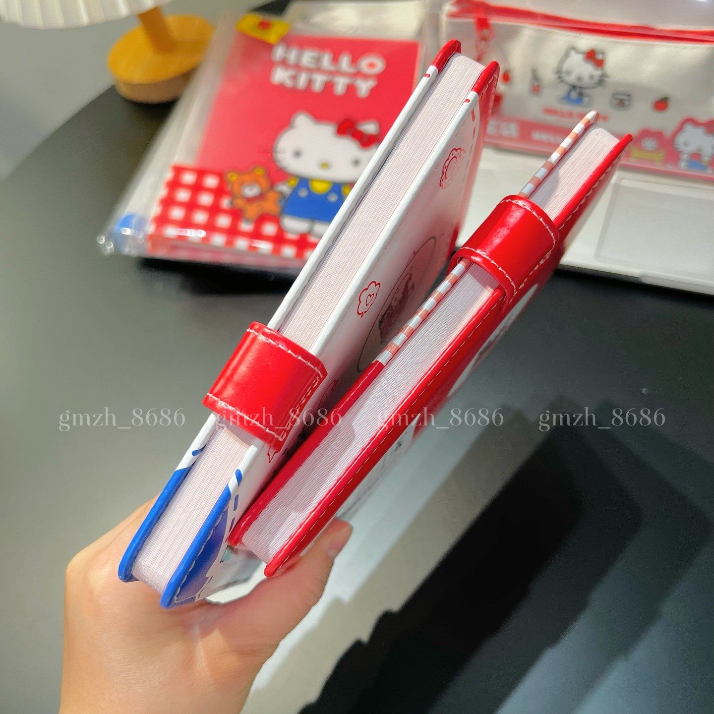 包邮】正版卡通凯蒂猫笔记本全彩内页记事本80页B6彩页皮面磁扣本,淘宝优惠券,粉丝福利购,淘宝优惠卷