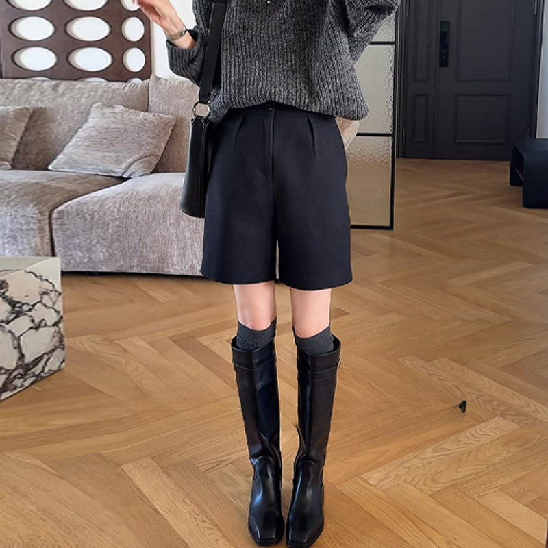 高级感黑色毛呢短裤女秋冬2025新款大码胖mm高腰显瘦洋气百搭裤子,淘宝优惠券,粉丝福利购,淘宝优惠卷