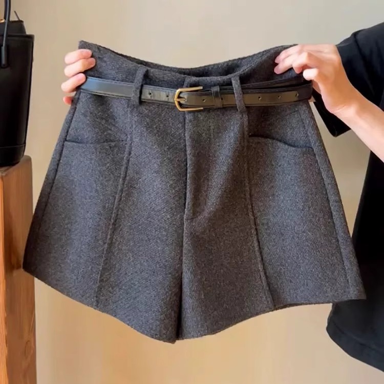 胖mm秋冬毛呢短裤高腰灰色小个子阔腿靴裤a字休闲显瘦口袋短裤女 - 图2