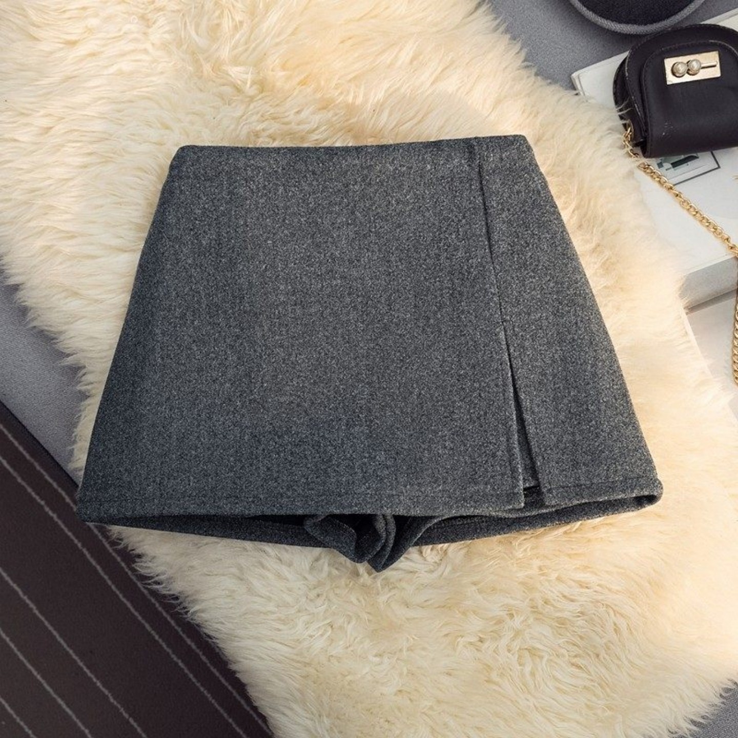 设计感开叉巨显瘦毛呢包臀短裙大码胖mm秋冬新款时尚百搭高腰短裙,淘宝优惠券,粉丝福利购,淘宝优惠卷