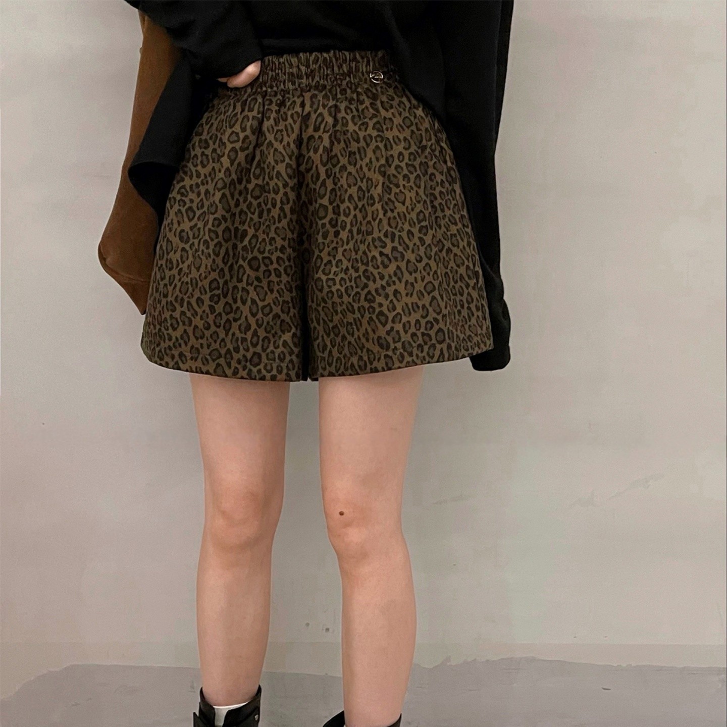 大码短裤女秋冬季外穿配靴子松紧高腰毛呢2025秋冬打底a字阔腿裤,淘宝优惠券,粉丝福利购,淘宝优惠卷