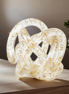 简约现代金色缠绕样板间书房饰品