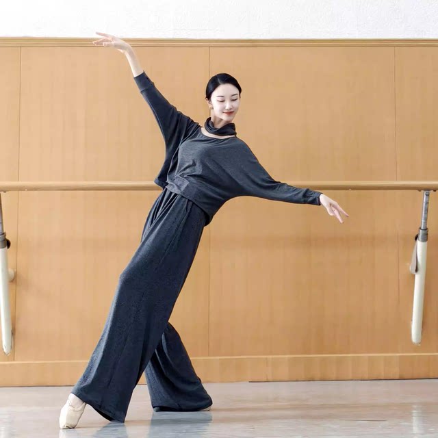 Spring and Autumn modern dance practice clothes, daily wearable dance clothes, classical Chinese dance suits, loose long-sleeved body yoga