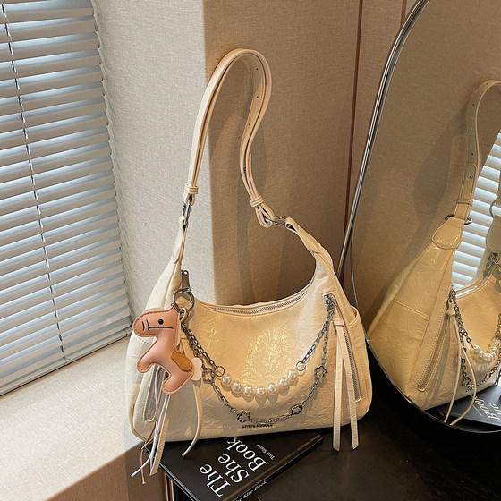 Amy Rabbit Women's Bag 2026 Spring New Style Fashion Versatile Simple Korean Underarm Bag Versatile Casual Niche Tote Bag