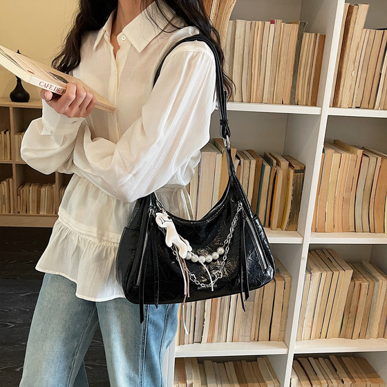 Amy Rabbit Women's Bag 2026 Spring New Style Fashion Versatile Simple Korean Underarm Bag Versatile Casual Niche Tote Bag