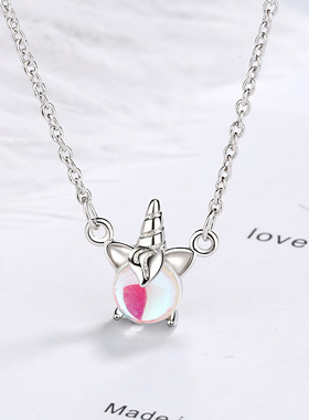 韩版少女可爱幻彩月光石独角兽项链学生小清新镀白金锁骨链礼物