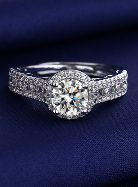 欧美豪华一克拉圆包硞石镶钻戒指少女简约甜美求婚订婚情人节礼物