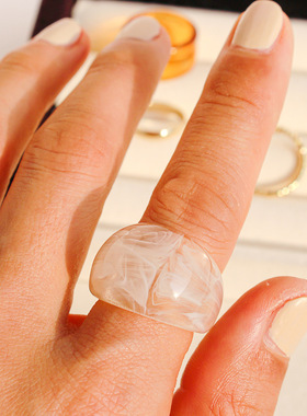 秋冬复古小众氛围感树脂水墨晕染套装戒指咖色素圈叠戴指环女饰品