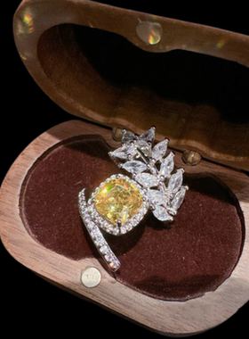 辛德瑞拉 暮光黄爱心宝石戒指 古董感 镀18K金 鹅黄水滴锆石戒指