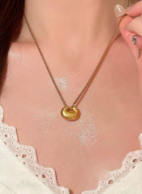 织纹雕金锤纹珐琅圈圈手链 古董感 镀18K金 坨坨铃铛盘缠吊坠手镯