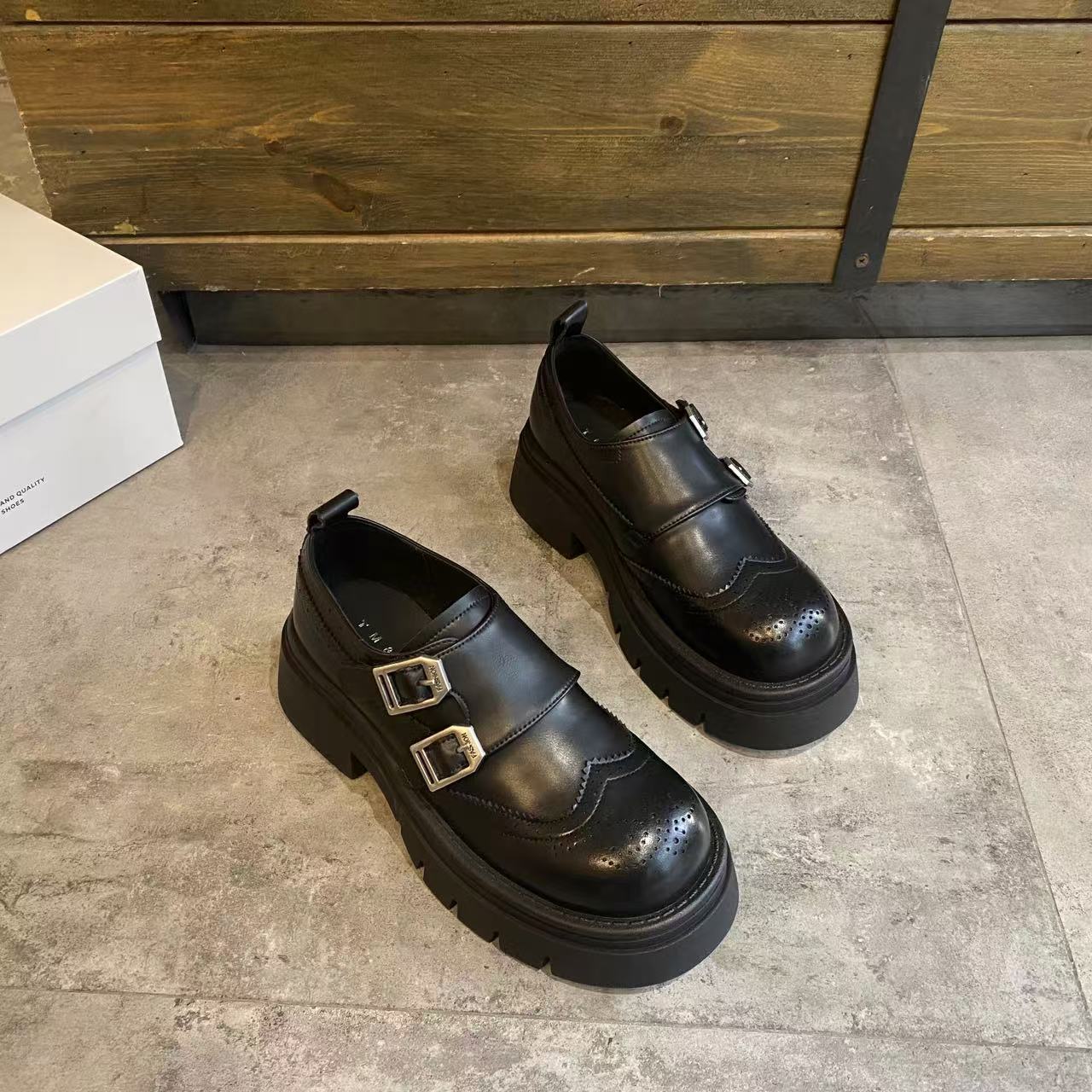 厚底乐福鞋女2025春季新款英伦风真皮增高一脚蹬布洛克小皮鞋单鞋 - 图1