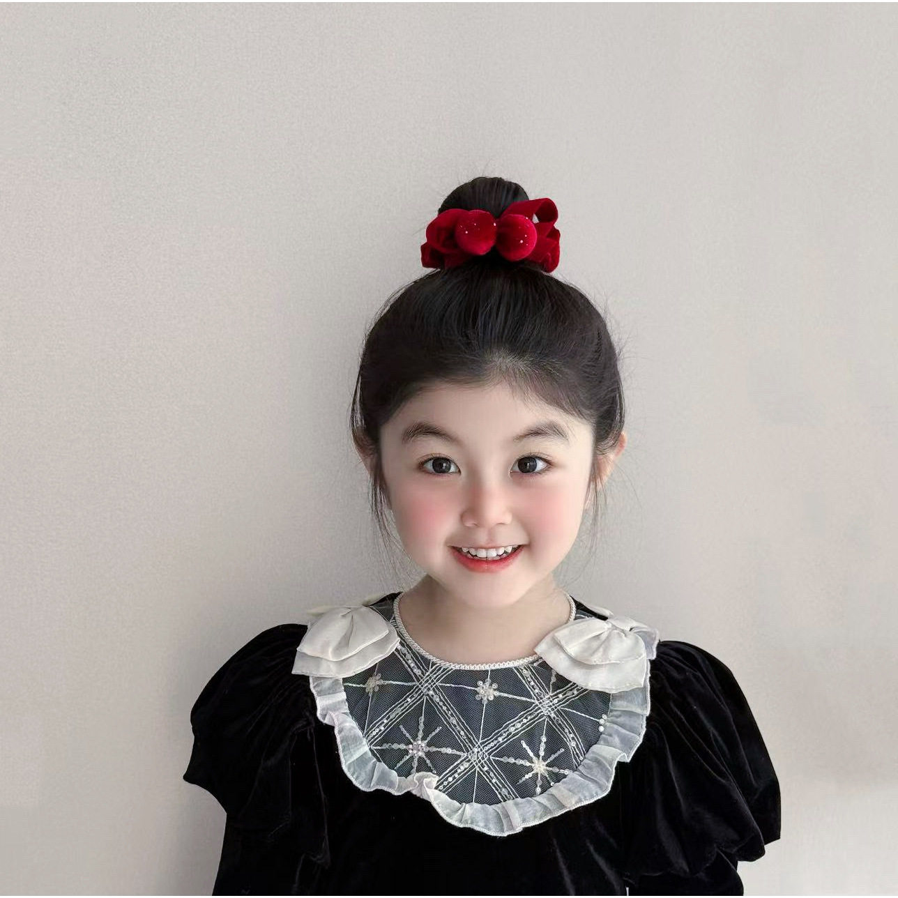 韩版ins新年款丝绒飘带酒红蝴蝶结球球亮片儿童发夹发圈发卡皮筋,淘宝优惠券,粉丝福利购,淘宝优惠卷