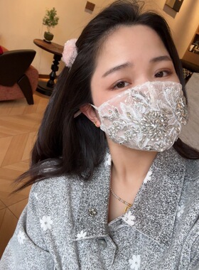 韩国东大门同款水钻蕾丝口罩春夏新品刺绣小众设计防尘装饰面罩女