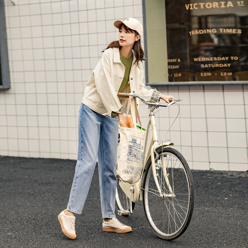 茵曼今年流行的短款宽松洋气夹克 茵曼翰飞短外套