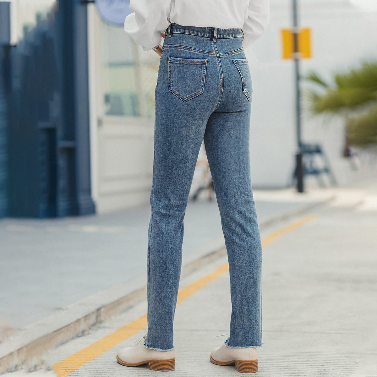  茵曼翰飞牛仔裤