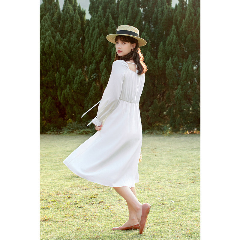 茵曼方领温柔系法式复古早仙女裙子 茵曼翰飞连衣裙