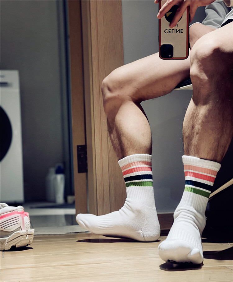 彩虹条纹运动袜子棉毛巾底加厚中筒男袜吸汗防臭篮球袜羽毛球袜 - 图1