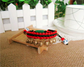 ຮູບແບບຊົນເຜົ່າສີແດງ bell anklet anklet ຕົ້ນສະບັບ hand-woven tiger head bell anklet ກົ້ນແມ່ຍິງ