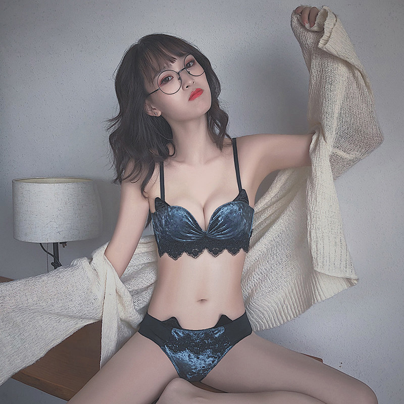 原创女无钢圈收副乳调整型一内裤 芬格美文胸