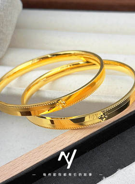 轻奢2025新款cnc高工碎冰纹四叶草手镯 实心沙金光面幸运草手环女