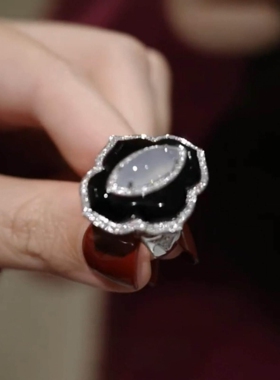 淡风仿白玉髓戒指2026新款高级感