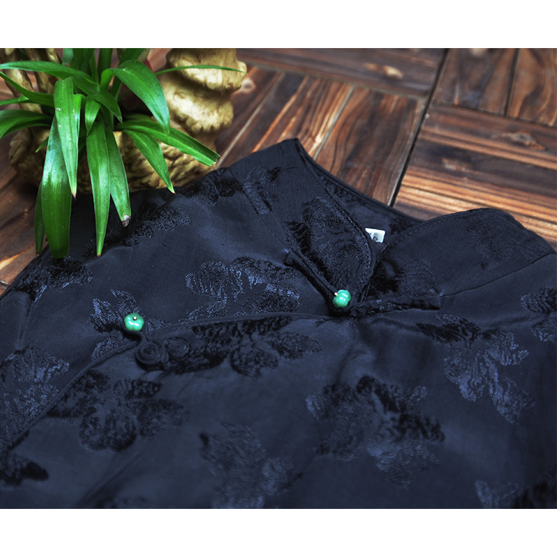 【喜乐】素荷原创中式马甲天丝提花夹棉斜襟花扣秋冬保暖百搭节日 - 图2