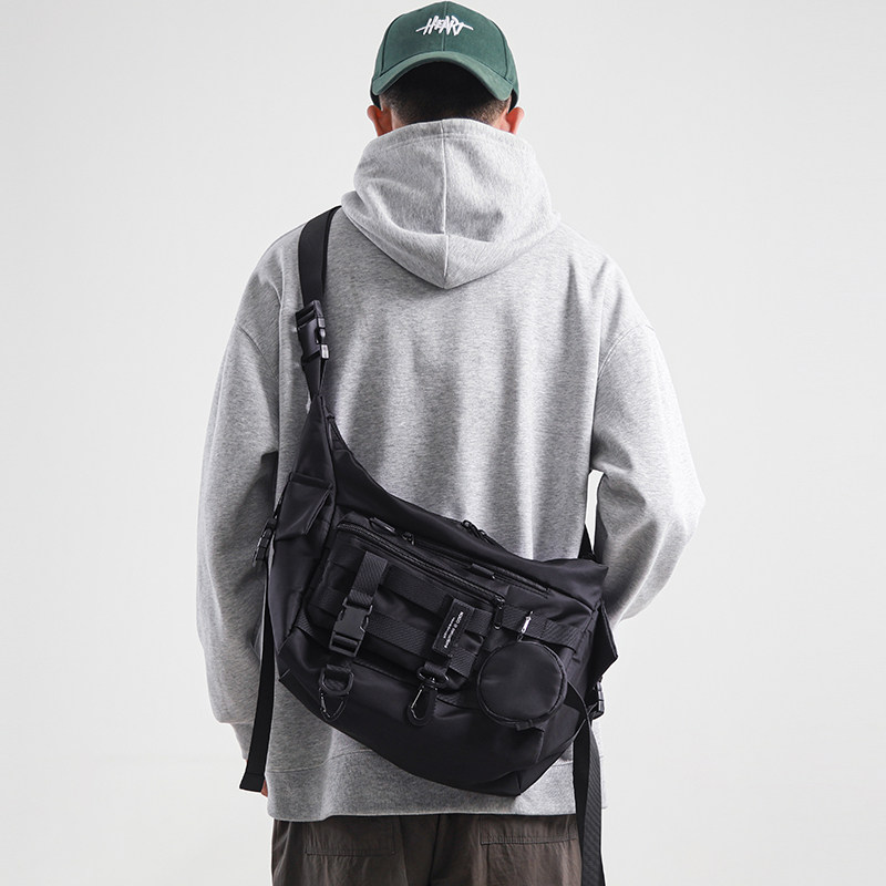 机能潮牌斜挎包男生ins工装街头单肩包女运动骑行背包通勤邮差包,淘宝优惠券,粉丝福利购,淘宝优惠卷