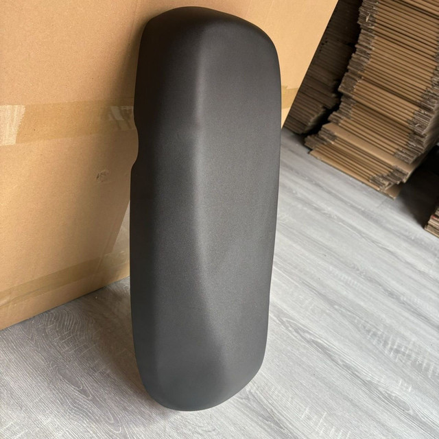 Suitable for Guanghuan electric vehicle M8 seat cushion and saddle assembly national standard far-reaching M9G63 battery seat bag