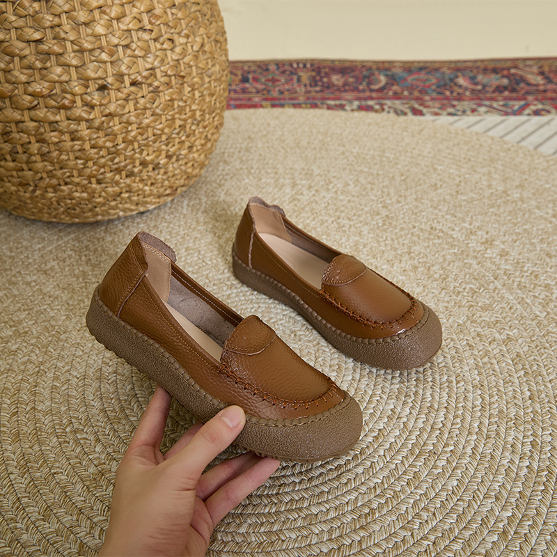 头层牛皮2025真皮妈妈鞋女牛筋防滑一脚蹬平底小皮鞋厚底休闲鞋女 - 图2