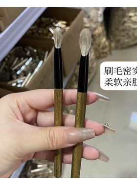 雪狐毛镰刀鼻影刷山根修容斜头小号大号沧州专业化妆刷铜管绿檀木