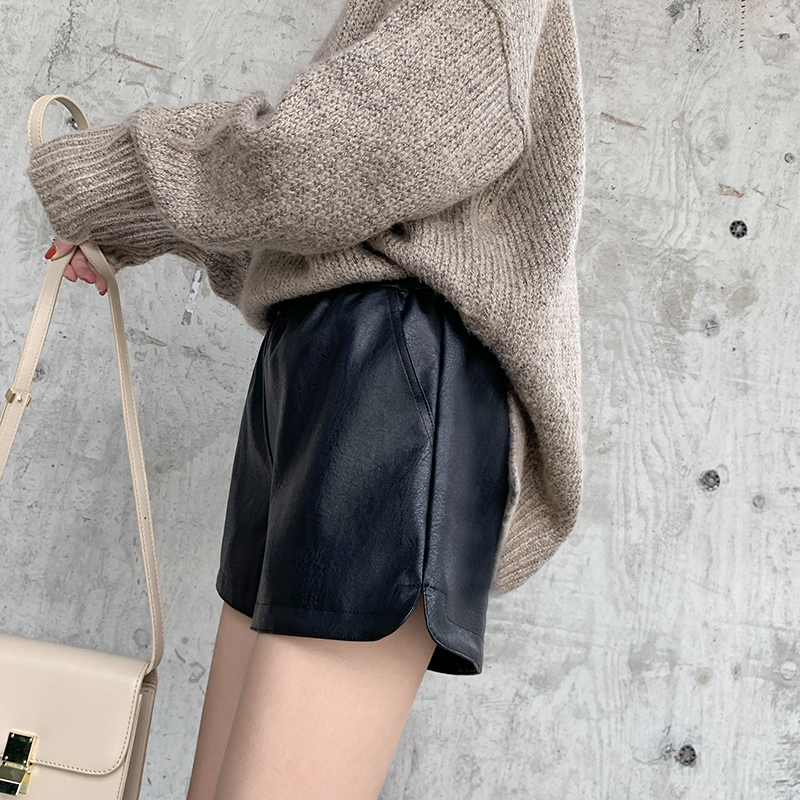衣梵诗旗舰店皮短裤女新款秋冬款外穿高腰时尚阔腿大码宽松显瘦百搭pu皮裤0