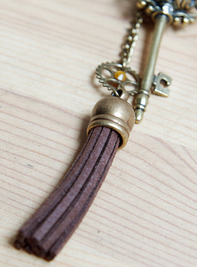 熠先生的蒸汽大陆齿轮宝石长项链