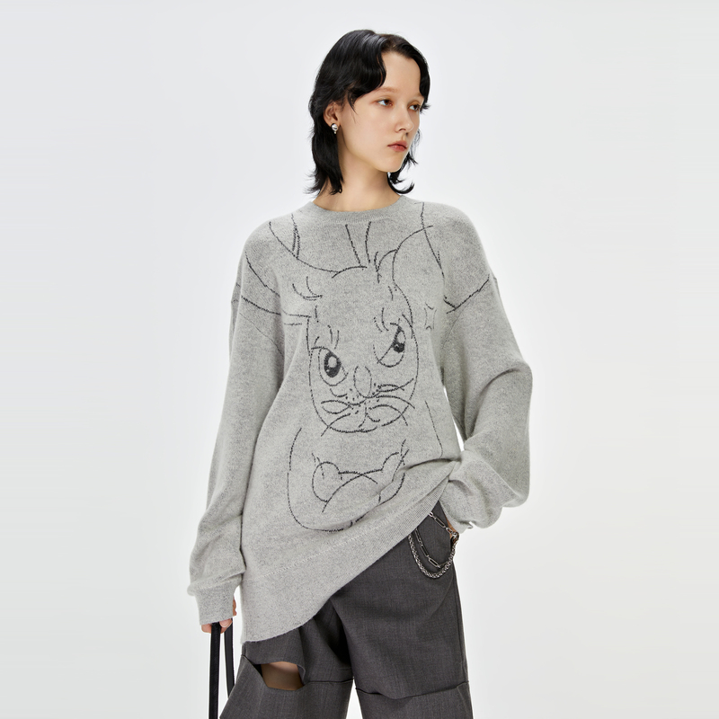 JNBY/江南布衣冬季马海毛毛针织衫中长款宽松休闲圆领动物印花女 - 图0