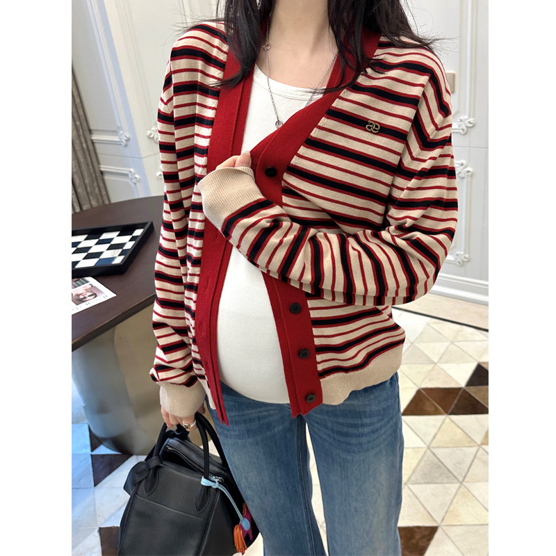 LeoＭami孕妇装秋款复古撞色条纹羊毛针织开衫时髦气质设计感外套,淘宝优惠券,粉丝福利购,淘宝优惠卷