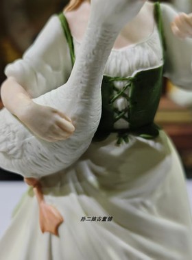 英国原产Wedgwood立体浮雕童话故事鹅姑娘瓷偶家居装饰摆件中古