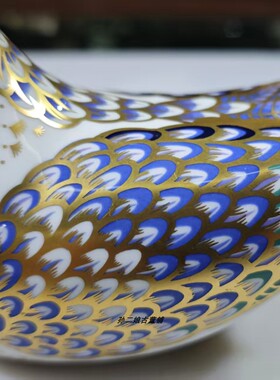 英国产Royal Crown Derby22K金骨瓷千禧年和平鸽动物镇纸摆件限量