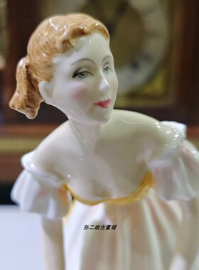 英国原产Royal Doulton骨瓷庆祝生日瓷偶家居装饰摆件1986年中古