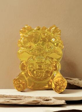 黄水晶麒麟吞金兽工艺品抱钱币招财纳福办公室桌面摆件地摊摆件