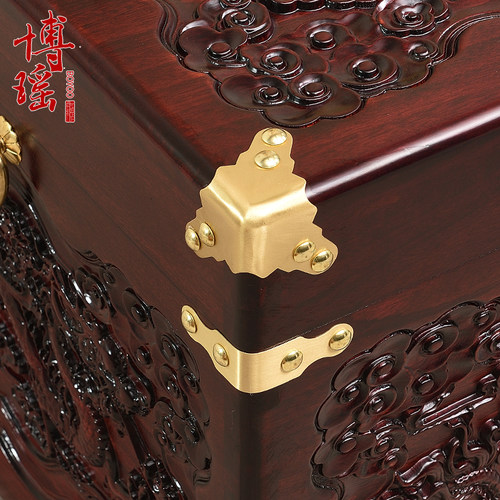 樟木箱陪嫁香樟木箱子龙凤喜婚嫁箱全樟木字画箱木箱实木加厚衣箱 - 图3