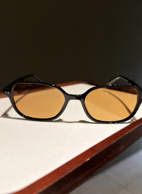 超轻18克墨镜欧美复古小框时尚个性红色太阳眼镜女高级感防紫外线